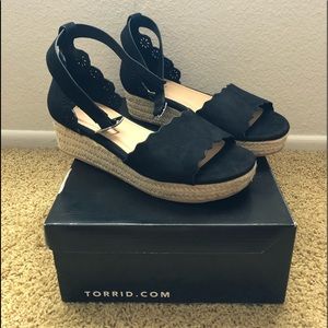 Torrid Black Suede Scalloped Espadrille Flatform